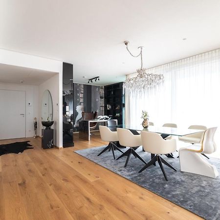 Exclusive 2Br Skyline Penthouse By Hm Apartman Bécs Kültér fotó