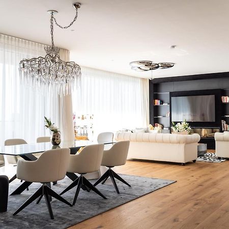 Exclusive 2Br Skyline Penthouse By Hm Apartman Bécs Kültér fotó