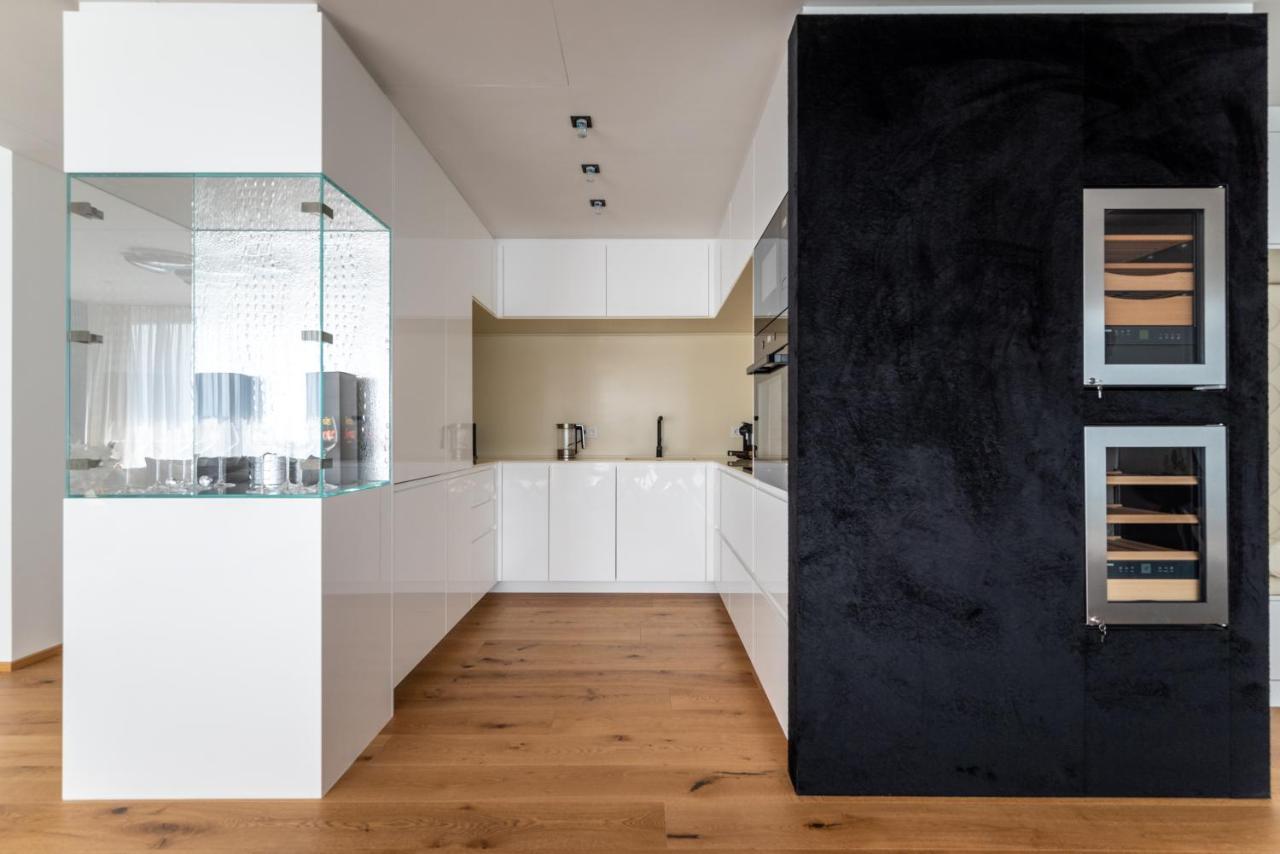 Exclusive 2Br Skyline Penthouse By Hm Apartman Bécs Kültér fotó
