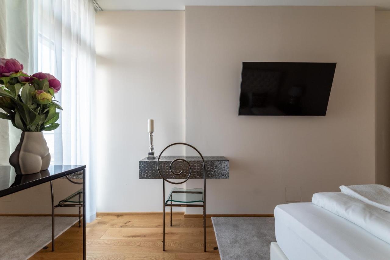 Exclusive 2Br Skyline Penthouse By Hm Apartman Bécs Kültér fotó