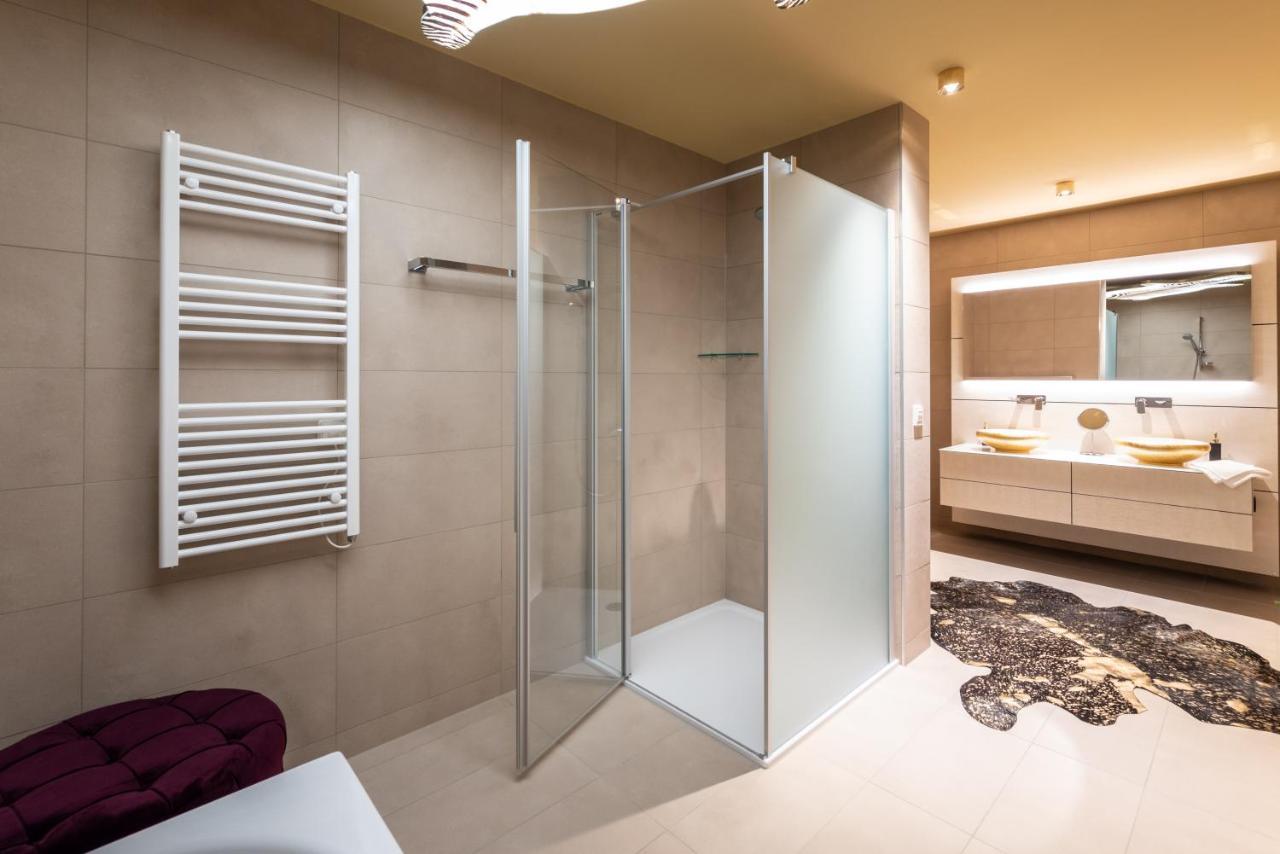 Exclusive 2Br Skyline Penthouse By Hm Apartman Bécs Kültér fotó