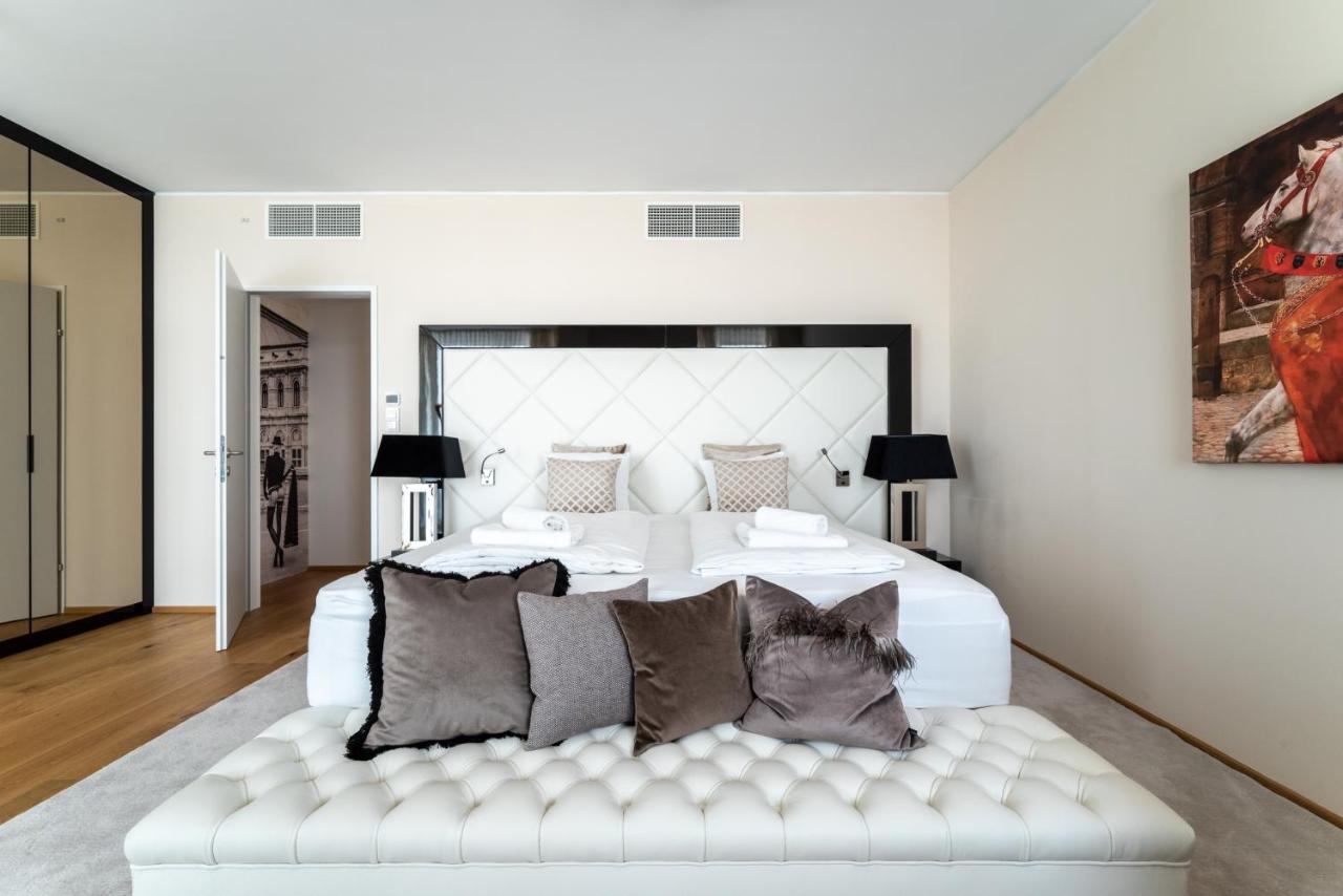 Exclusive 2Br Skyline Penthouse By Hm Apartman Bécs Kültér fotó